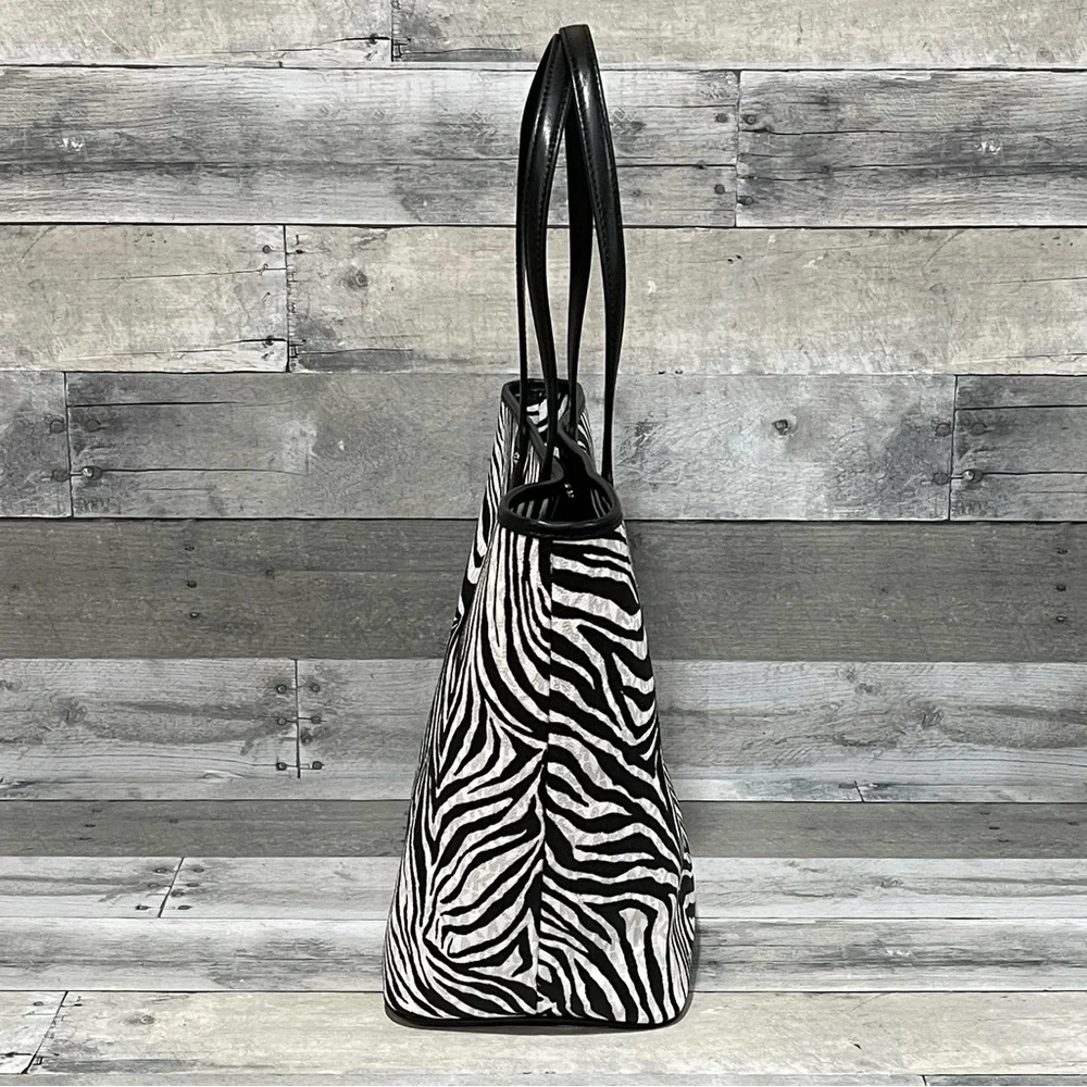 MICHAEL KORS Carter Large Open Tote Bright White/Multi/ Zebra Print - One Size